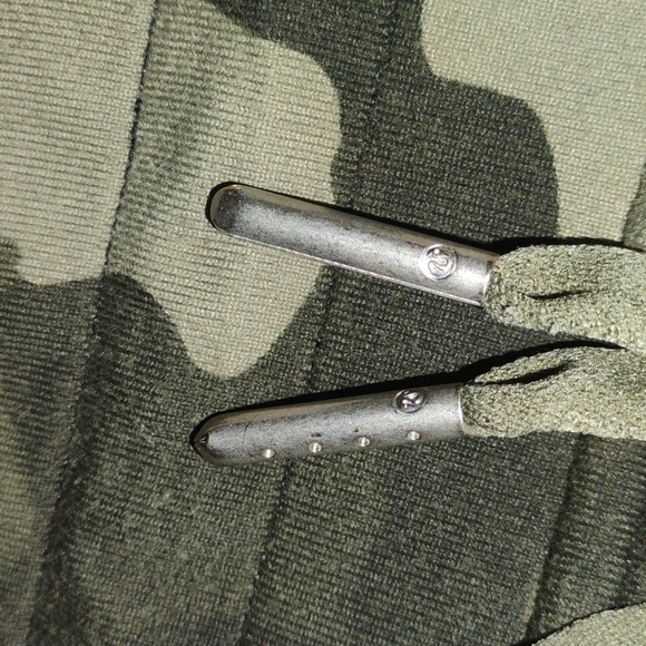 lululemon athletica Ready to Rulu High Rise Jogger. Womens size 8. Green Camo. - Picture 11 of 13